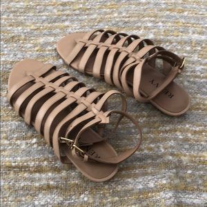 Renvy Shoes - NWT Renvy nude leather sandals, 8 Renvy Shoes - NWT Renvy nude leather sandals, 8